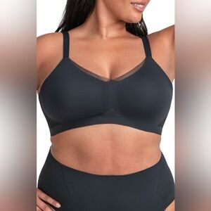 Honey Love CrossOver Wireless Bra Size XL 38D/DD Black